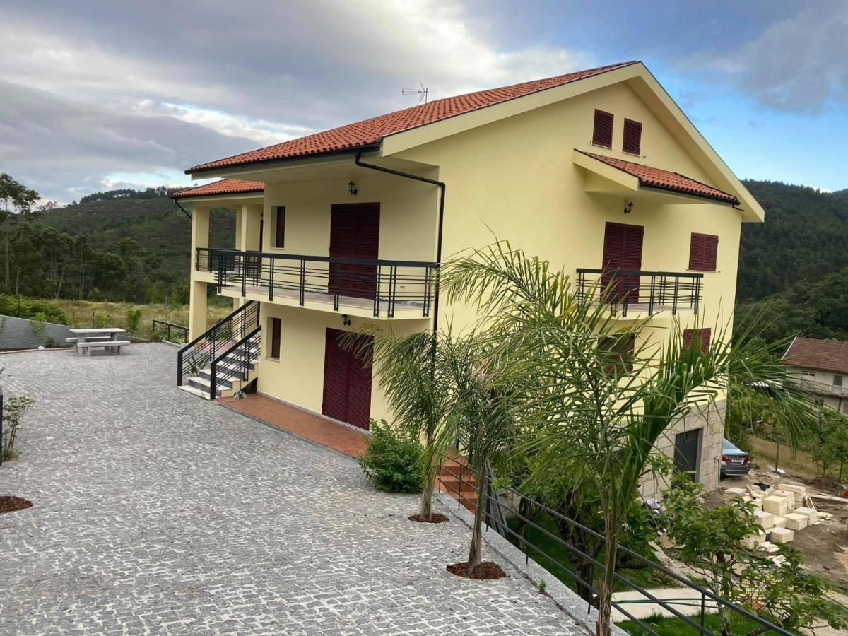 Casa Da Pedra Holiday home